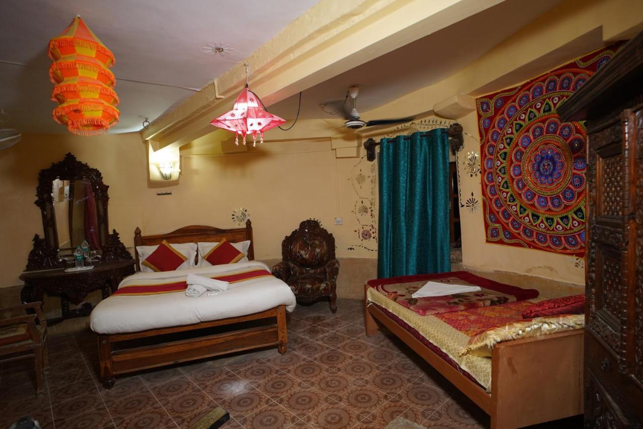 Hotel Surja Jaisalmer Exteriör bild